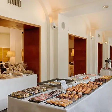 Nh Collection Santo Stefano Hotel 4*