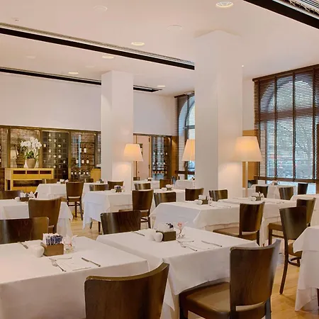 Nh Collection Santo Stefano Hotel