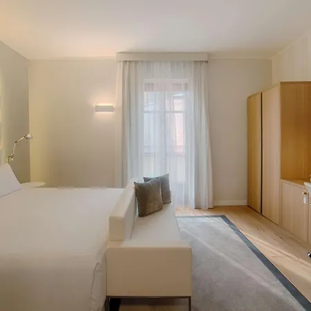 Nh Collection Santo Stefano Hotel