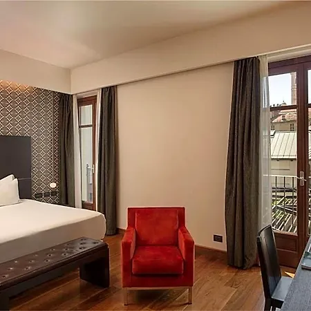 Nh Collection Santo Stefano 4*