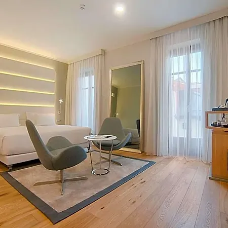 فندق Nh Collection Santo Stefano 4*