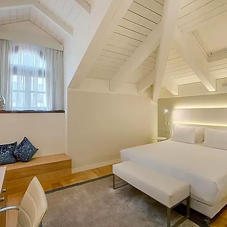 Nh Collection Santo Stefano 4*