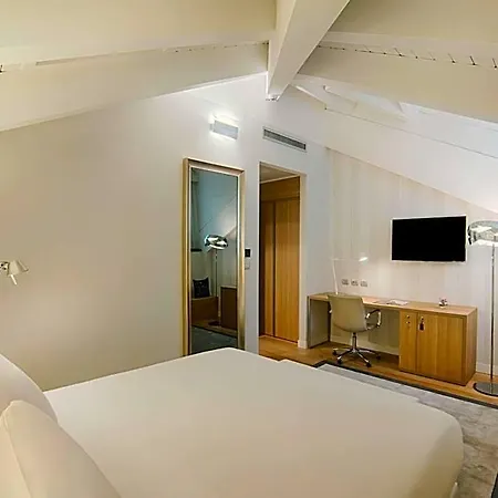 Nh Collection Santo Stefano 4* تورينو