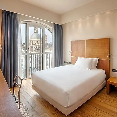 فندق Nh Collection Santo Stefano 4*