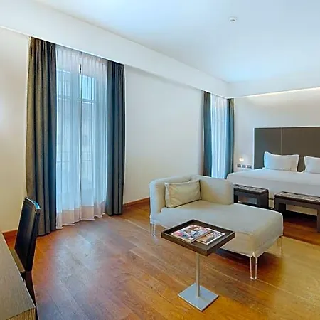 فندق Nh Collection Santo Stefano تورينو