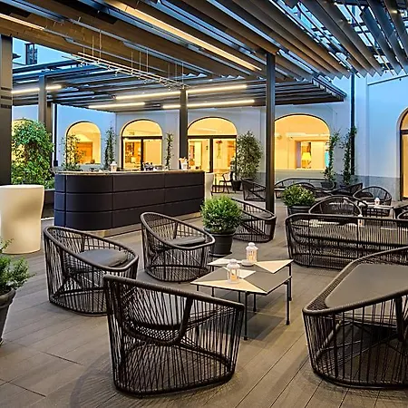 فندق Nh Collection Santo Stefano 4*