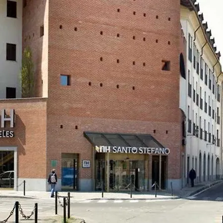 Отель Nh Collection Santo Stefano 4*