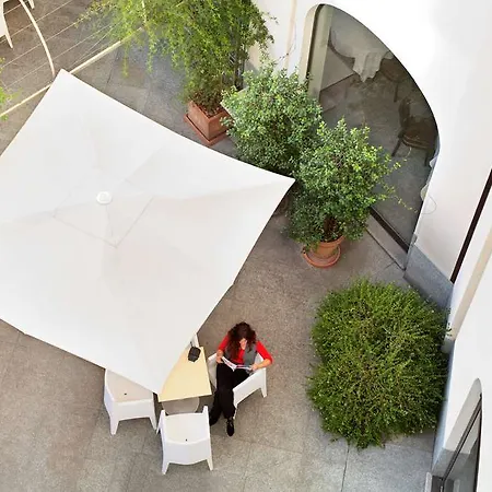 Nh Collection Santo Stefano Турин