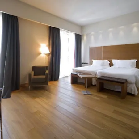 Nh Collection Santo Stefano 4*