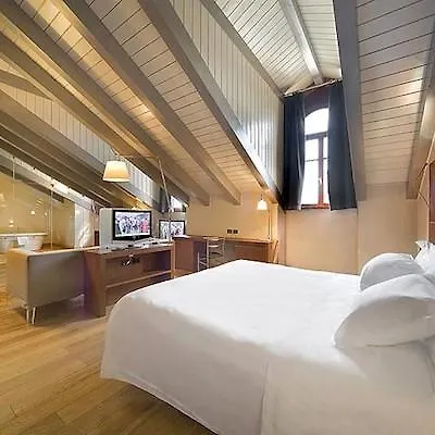 Hotel Nh Collection Santo Stefano 4*