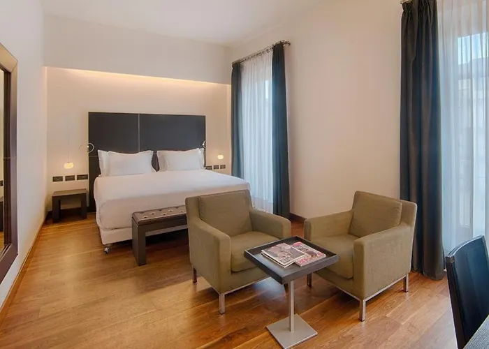 Ξενοδοχείο Nh Collection Santo Stefano 4*