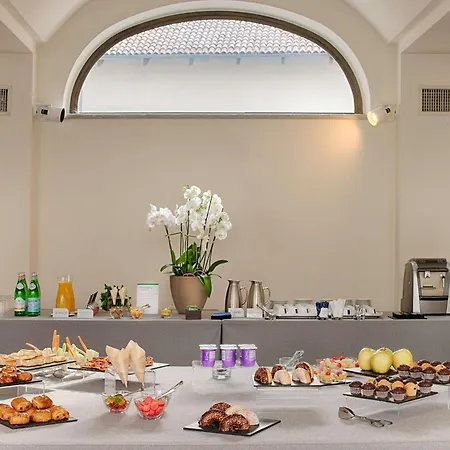Nh Collection Santo Stefano Hotel